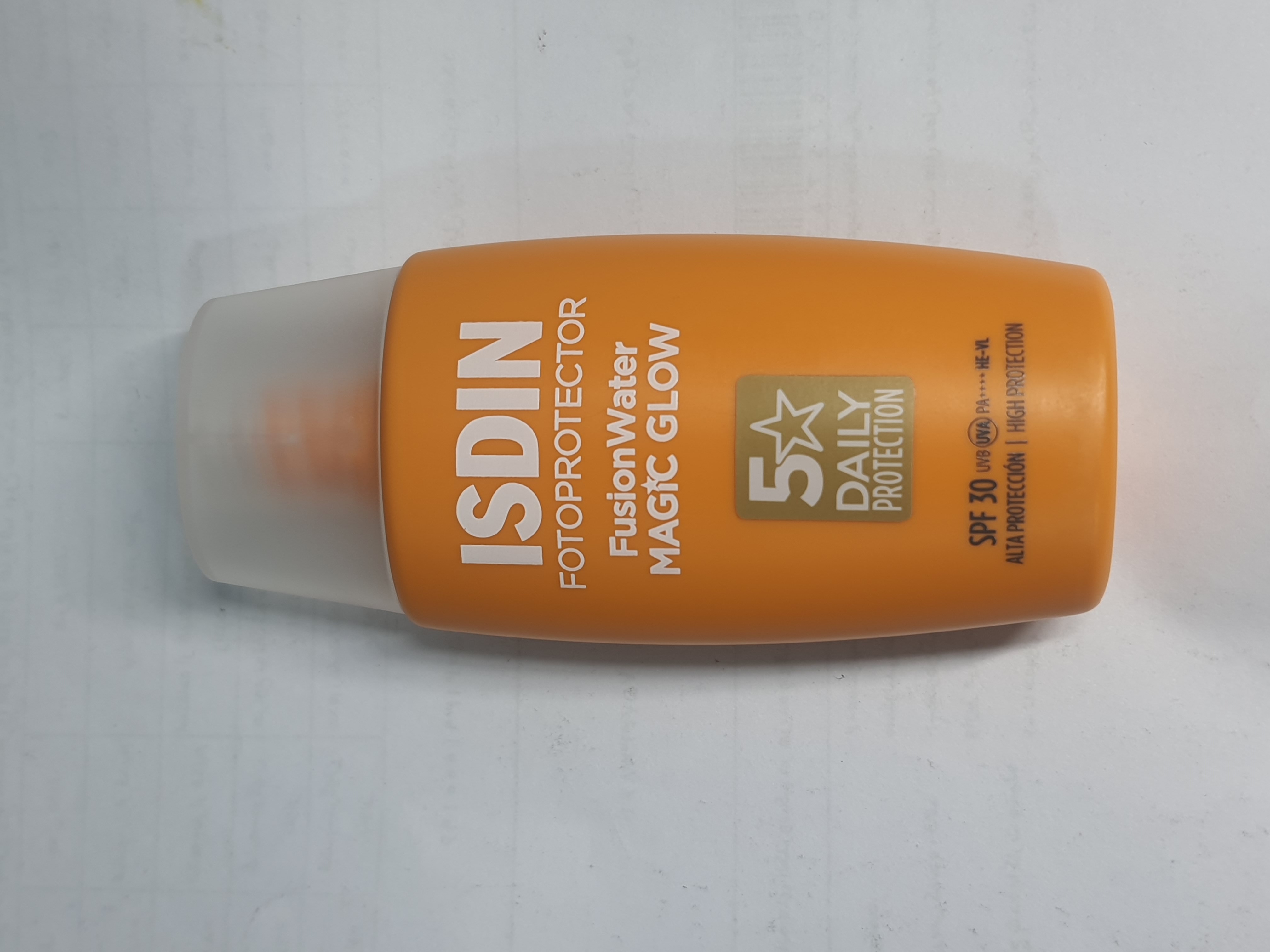 ایزیدین ضد آفتاب